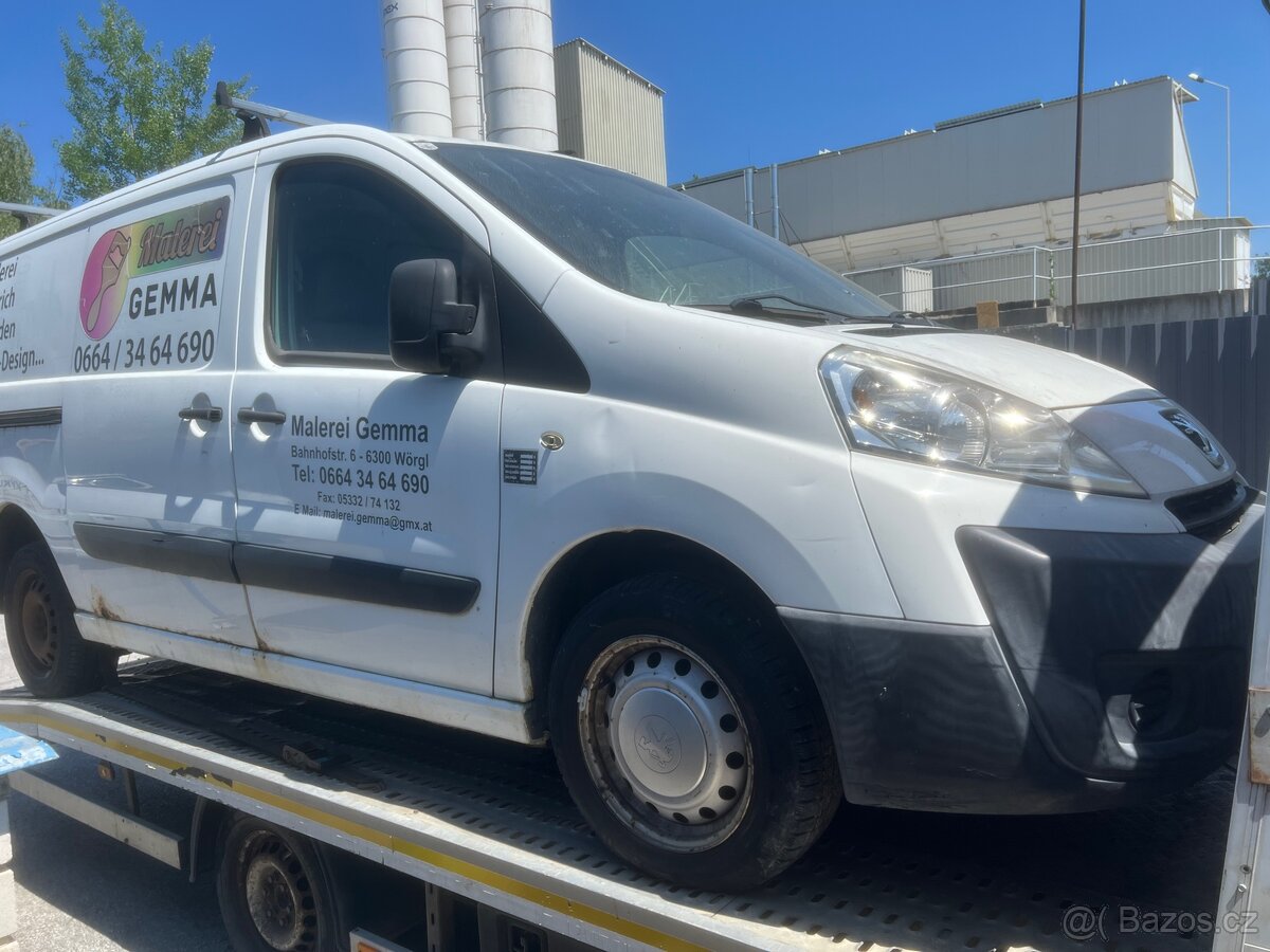 Rozprodám na díly Peugeot Expert