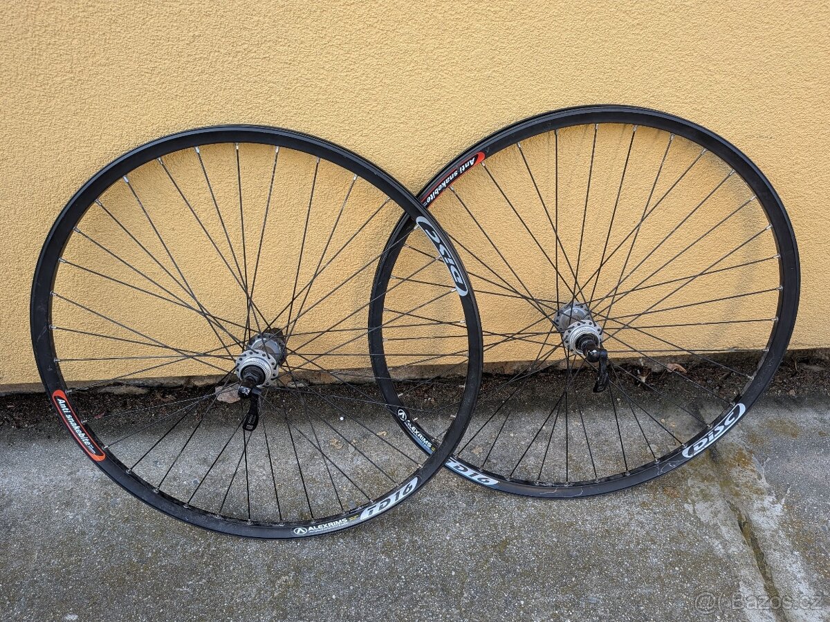 zapletená kola 26" Alexrims TD16 / Shimano LX