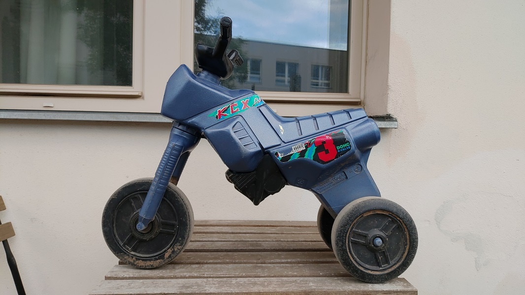 Dětské odrážedlo motorka, modré, plně funkční