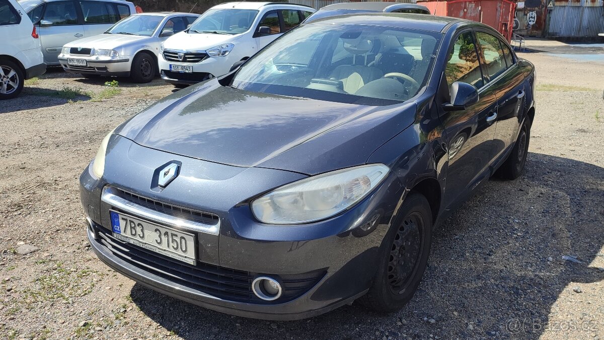 Renault Fluence na opravu nebo na náhradní díly