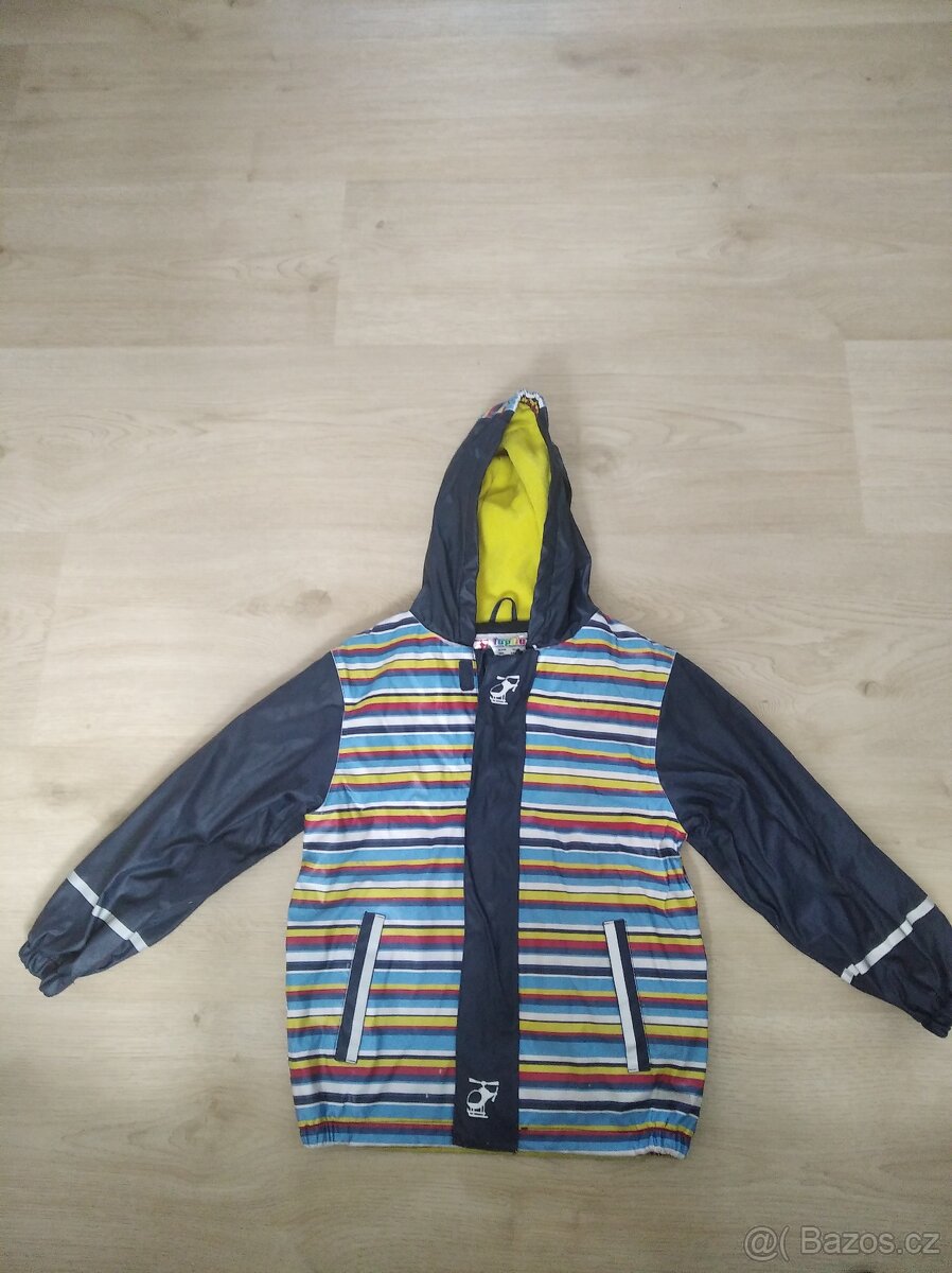 Nepromokavá bunda 122/128