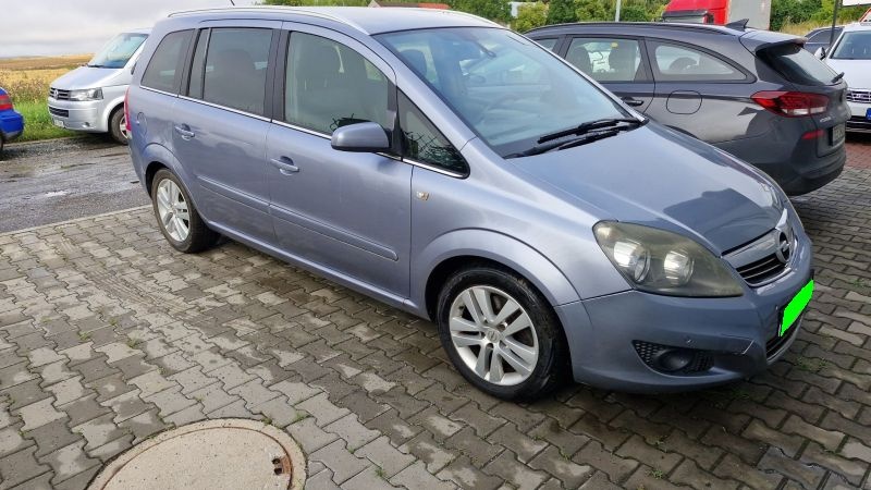 Opel Zafira 1.7CDTI 92kw rok- 2008