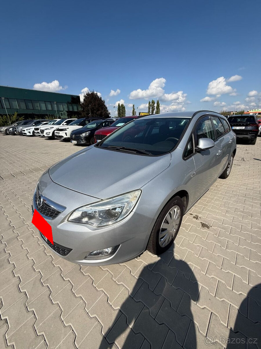 Opel Astra kombi 1.7 CDTi 81kw