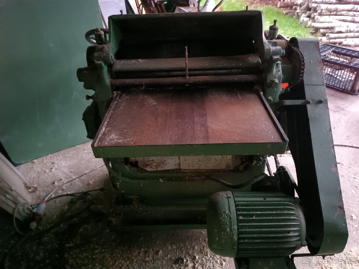 Prodám litinovou protahovačku šíře 60cm