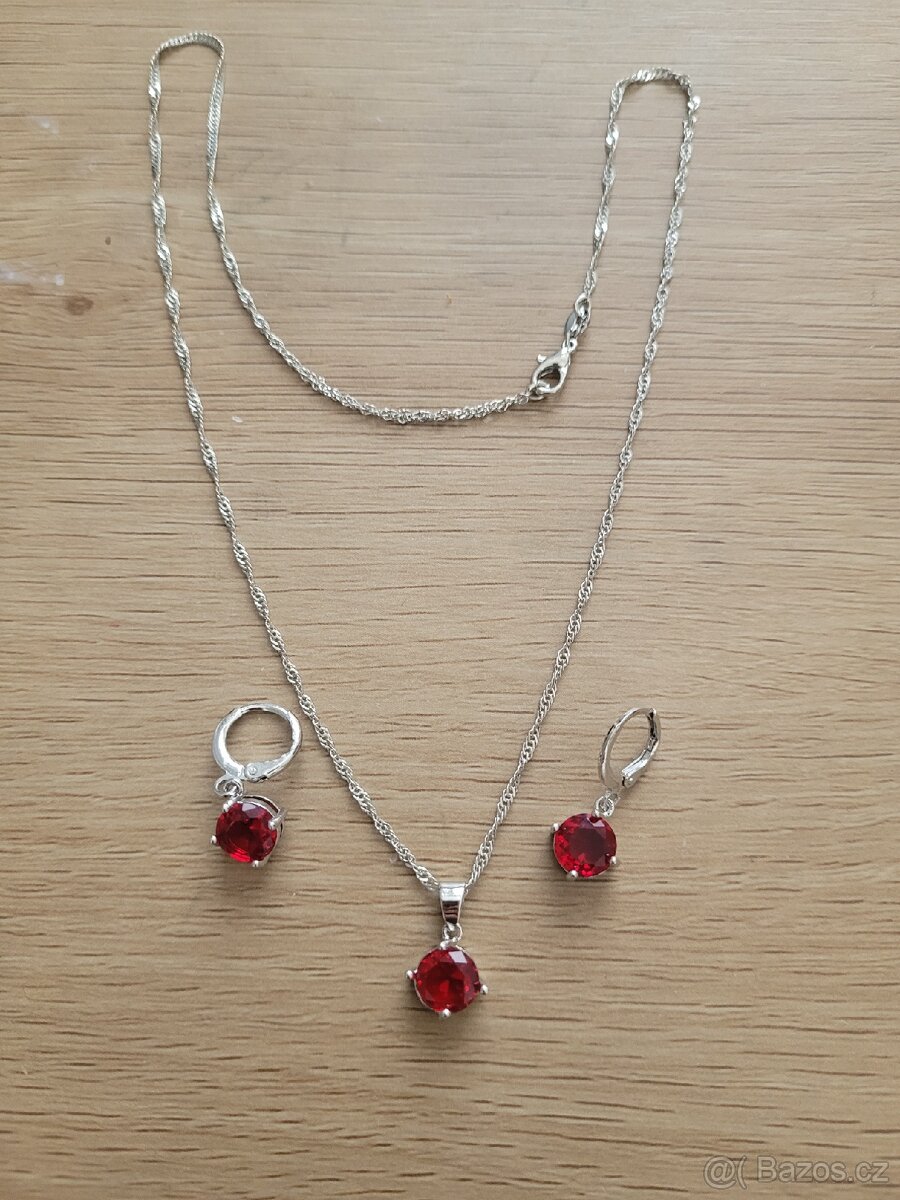 Nová dámská stříbrná červená sada šperků
