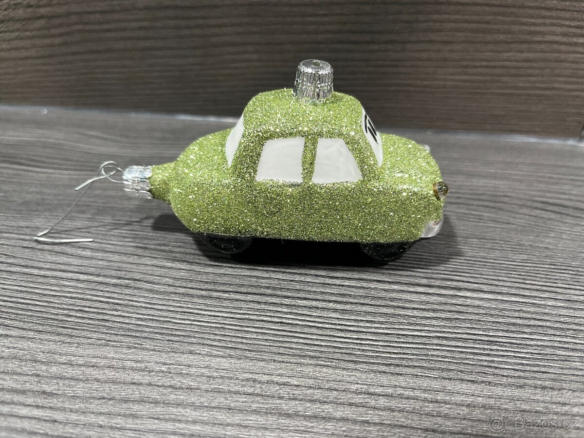 Vánoční ozdoba auto