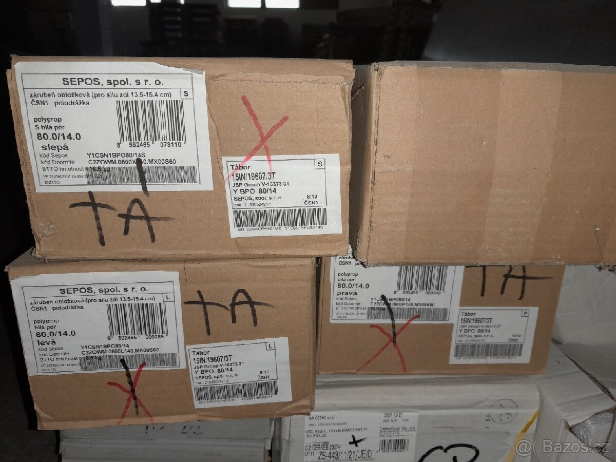 Obložková zárubeň dveře  - bílá pór