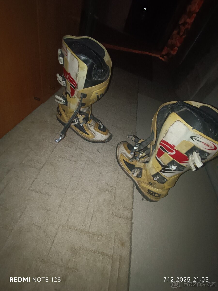 Motokrosové boty