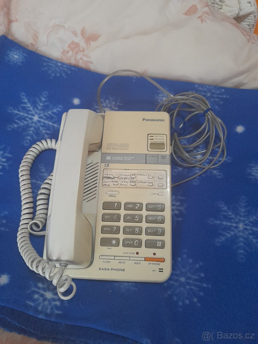 Telefon stolni