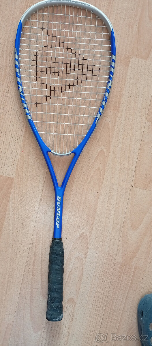 Raketa tenis Dunlop