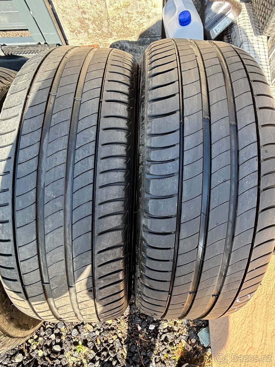 4x pneu Michelin 215/55/17 94w 4-5mm