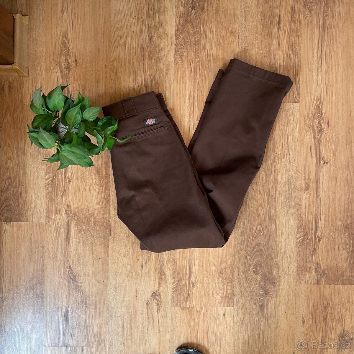 Hnědé dickies kalhoty velikosti 28x32