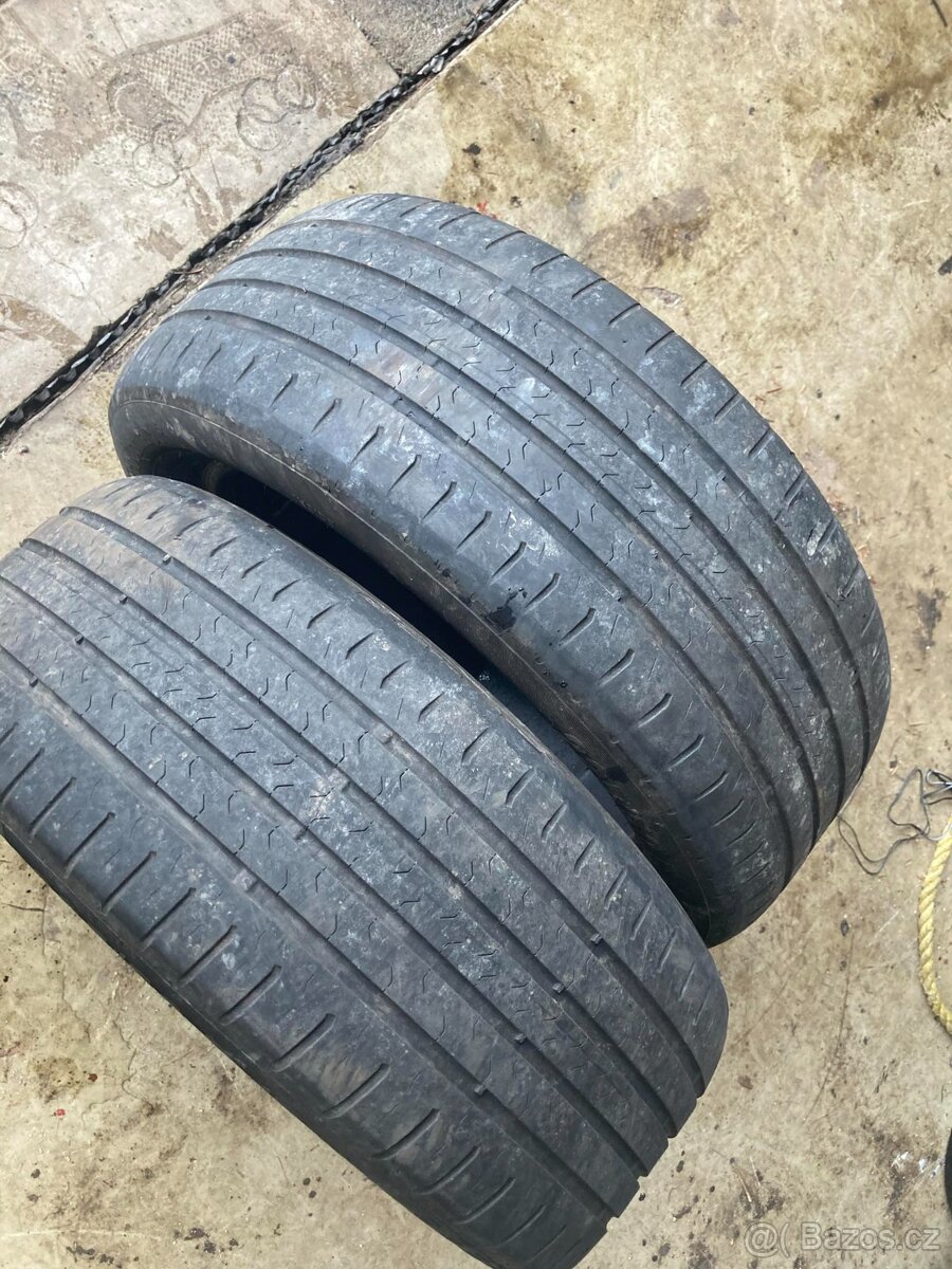 Pneu Continental 225/50 R17 V 3-4mm
