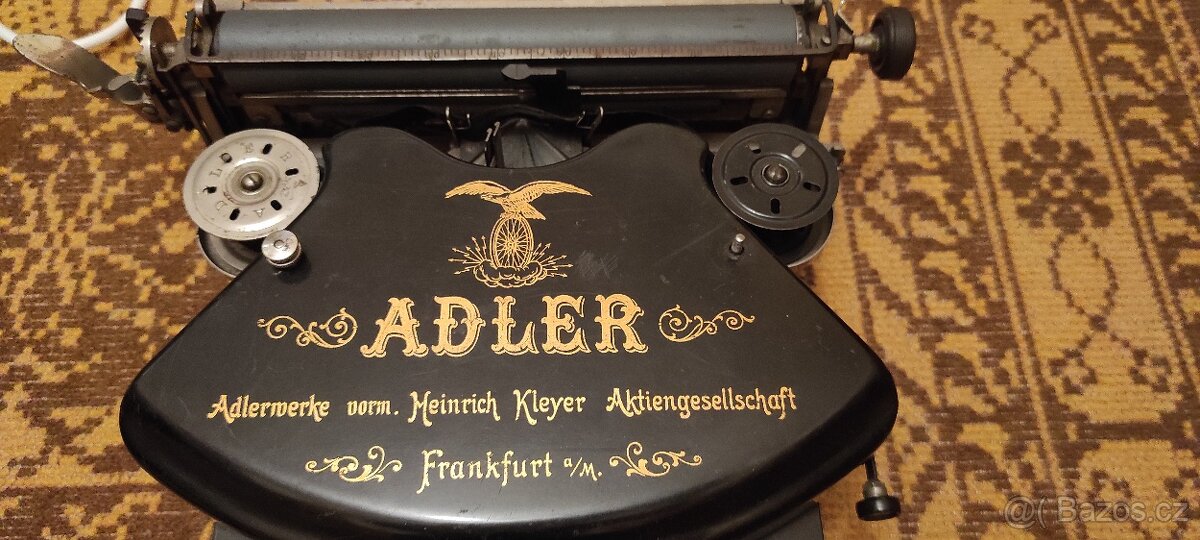 PSACI STROJ ADLER