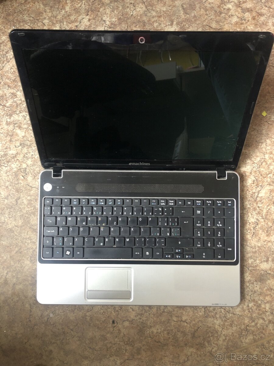 Notebook Emachines E640 na ND