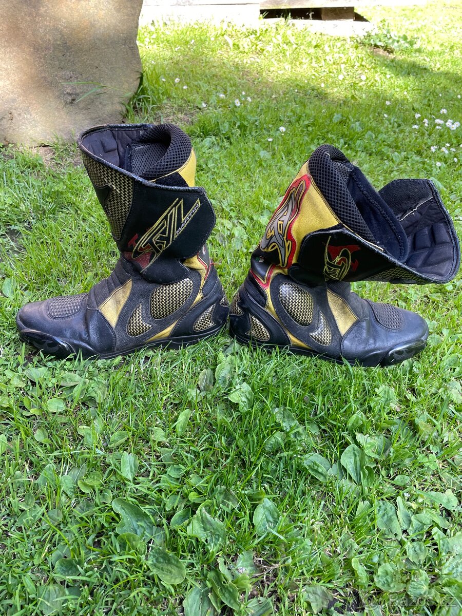 Motoboty
