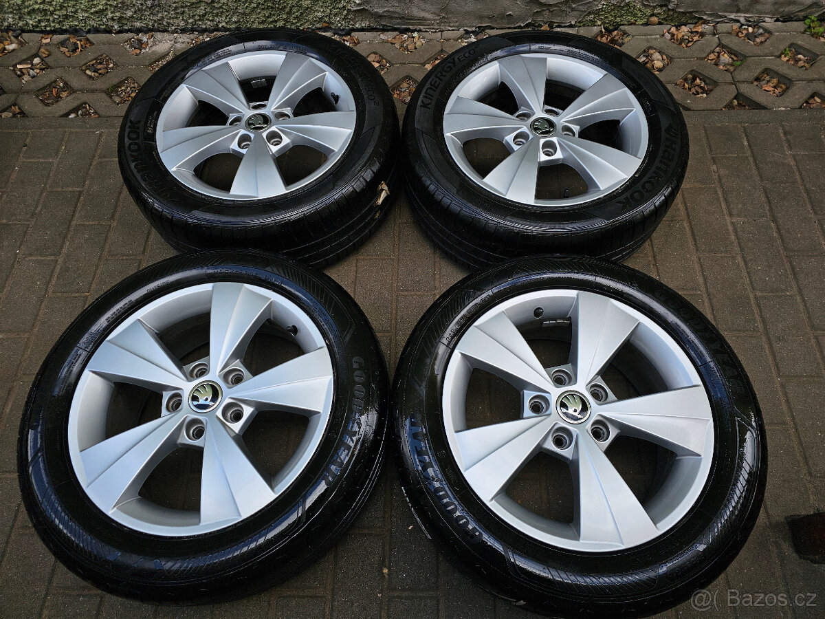 ALU letní kola VELORUM orig Škoda 5x112 Octavia III R16