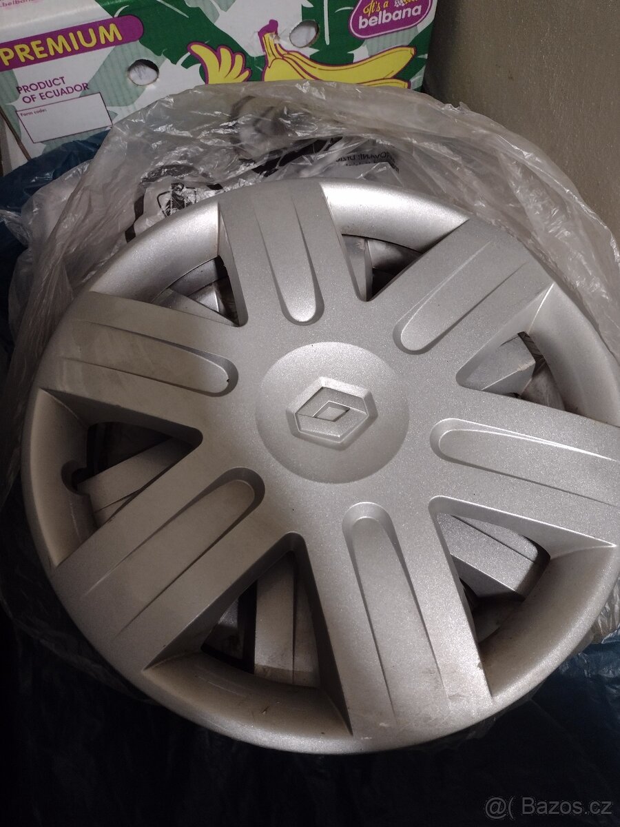 Prodám zimní pneumatiky 195/65 R15 s disky