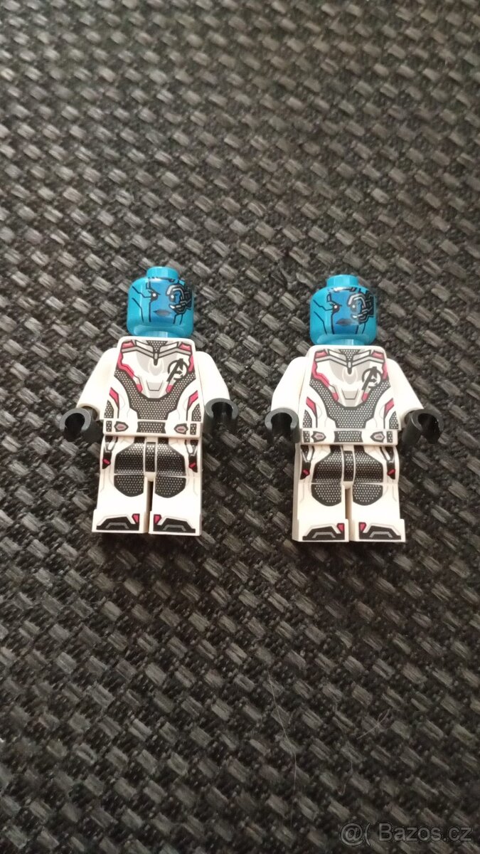 LEGO FIGURKA ZE SÉRIE SUPER HEROES - NEBULA sh574