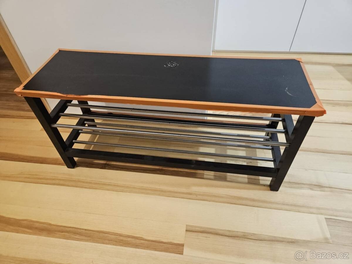 Lavička/botník Ikea TJUSIG - černá 108x34x50 cm