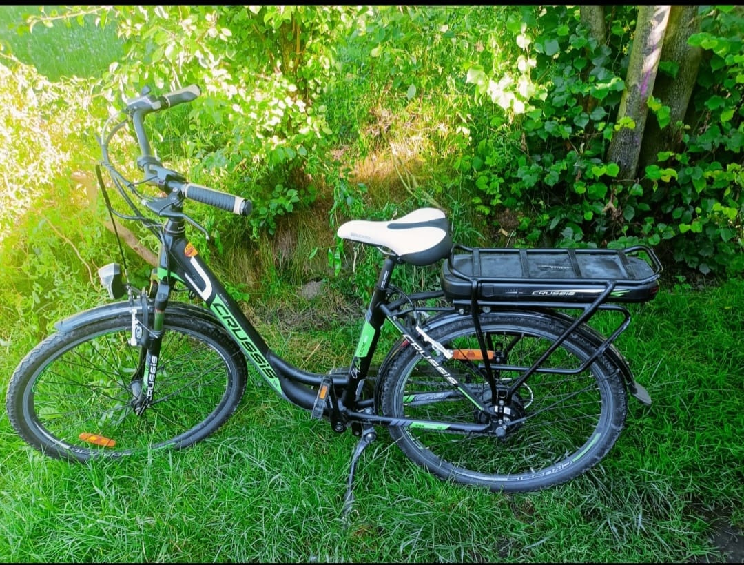 Elektrokolo crussis,najeto 200km,jako nove