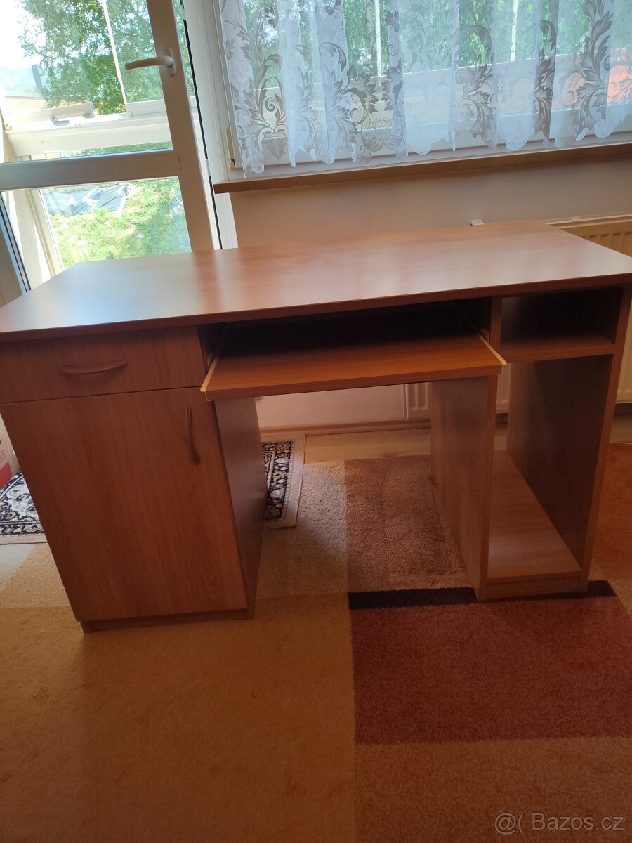 Psací, PC stůl