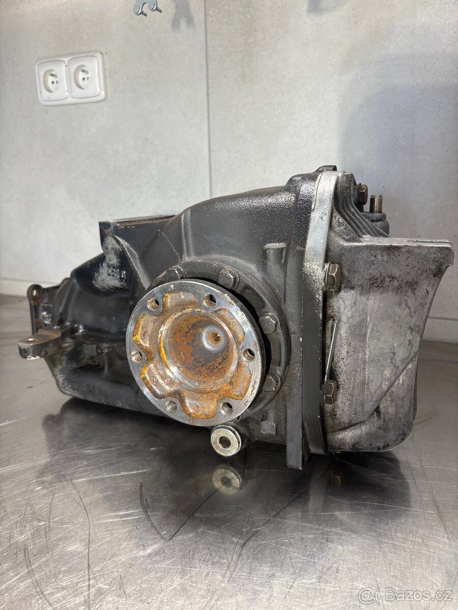 Samosovorny diferenciál bmw e28