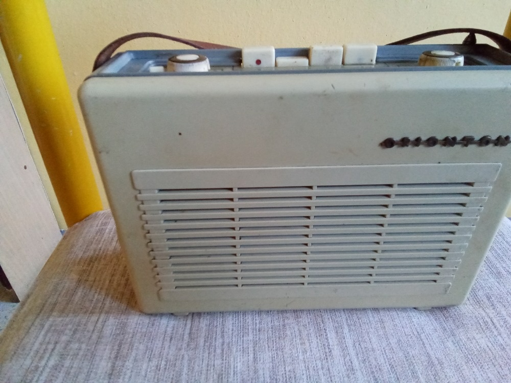 tranzistorové rádio ORIONTON