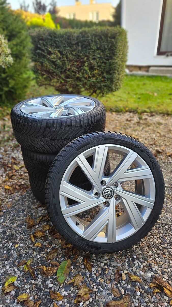 Alu kola VW Bergamo r18 + nové celoročky 225/40