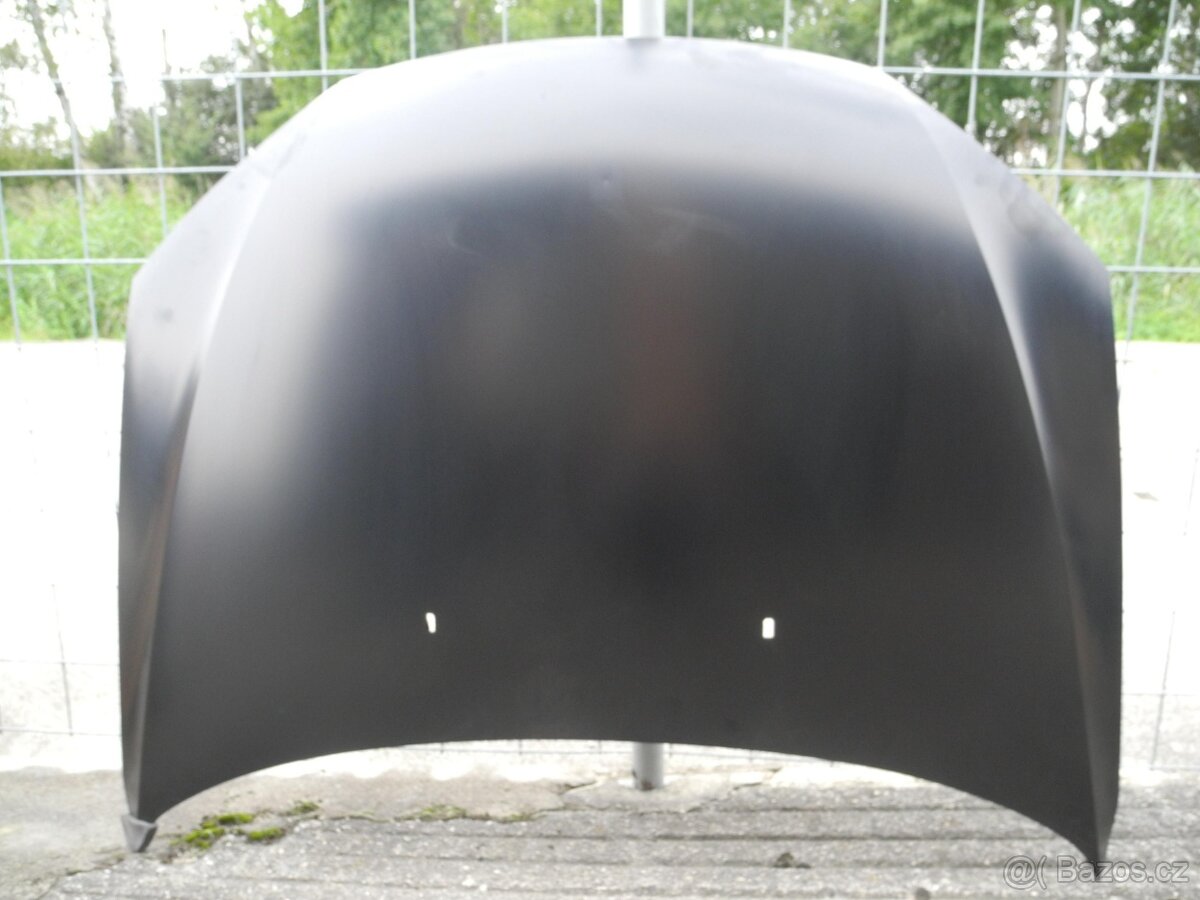 Nové přední kapoty Ford,Peugeot 306