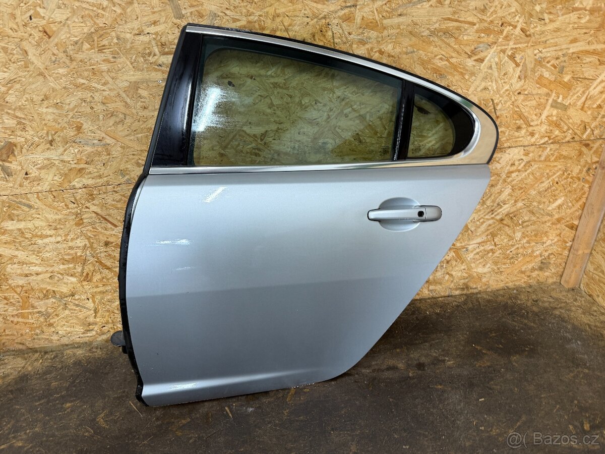 KOMPLETNÍ LEVÉ ZADNÍ DVEŘE JAGUAR XF STŘÍBRNÁ MEE