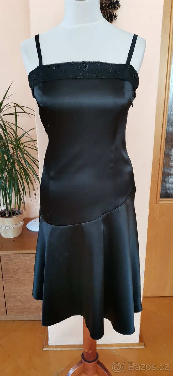 Společenské šaty vel. 36/38