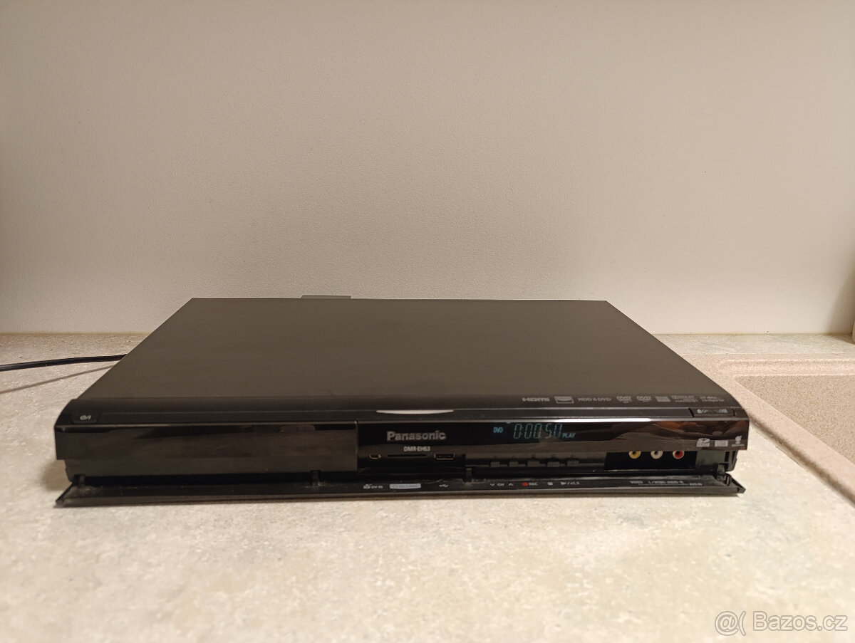 DVD rekordér PANASONIC DMR-EH63 - 250 GB HDD - HDMI- DV IN