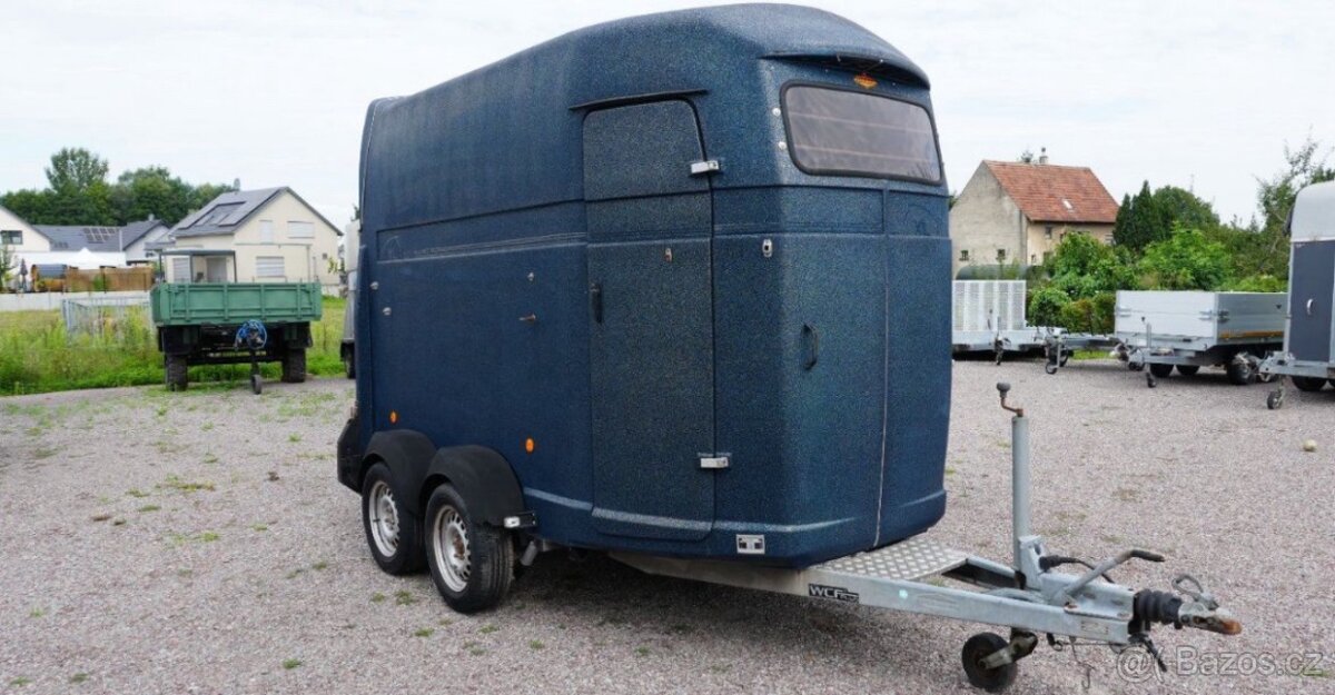 Prodám přepravník na 2 koně Böckmann XL