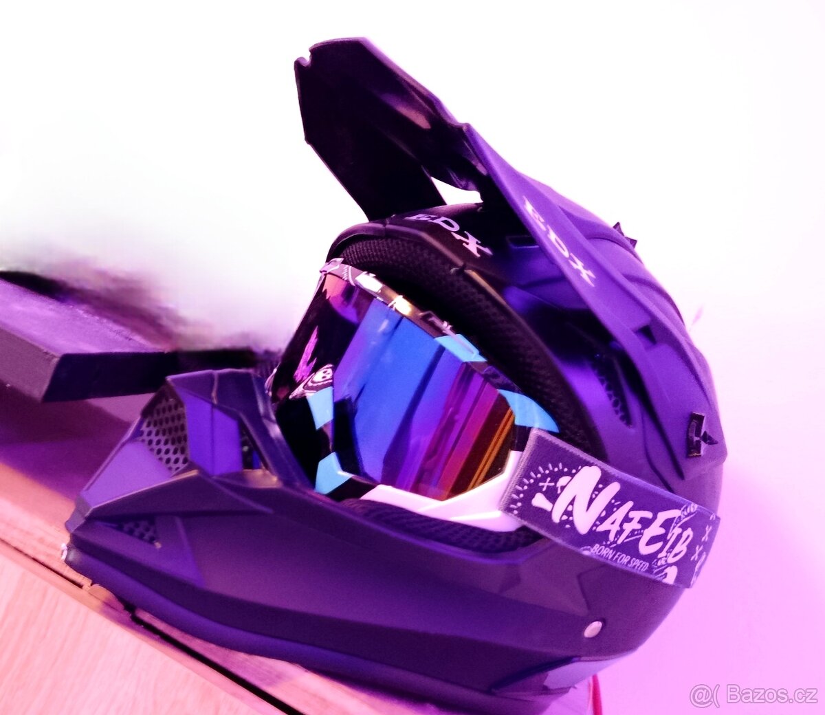 CROSS helma černá matna