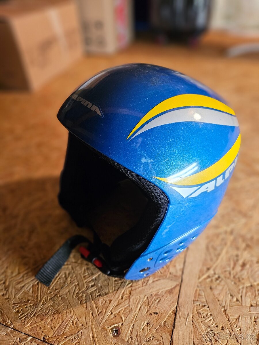 Lyžařská helma/přilba Alpina 48-50