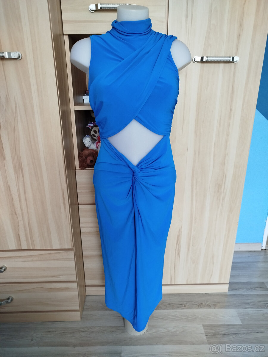 modré šaty s otvorem v pase, zn.Trendyol