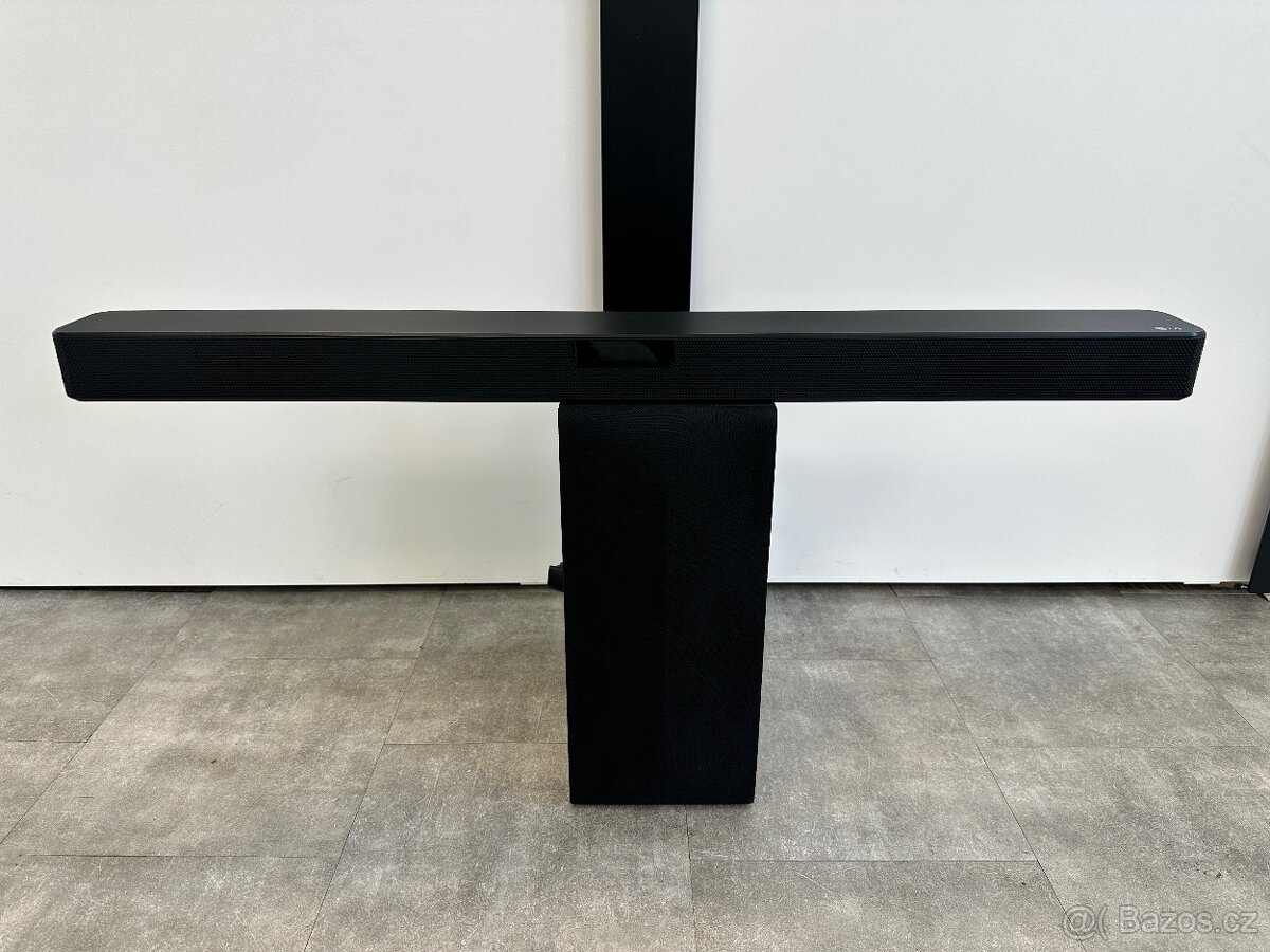 LG SL4Y – Soundbar s bezdrátovým subwooferem, 300W