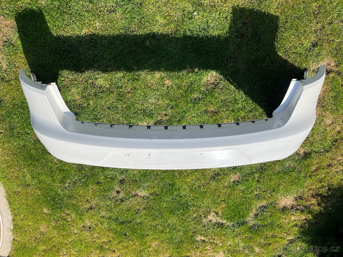 Nárazník Seat Exeo Kombi