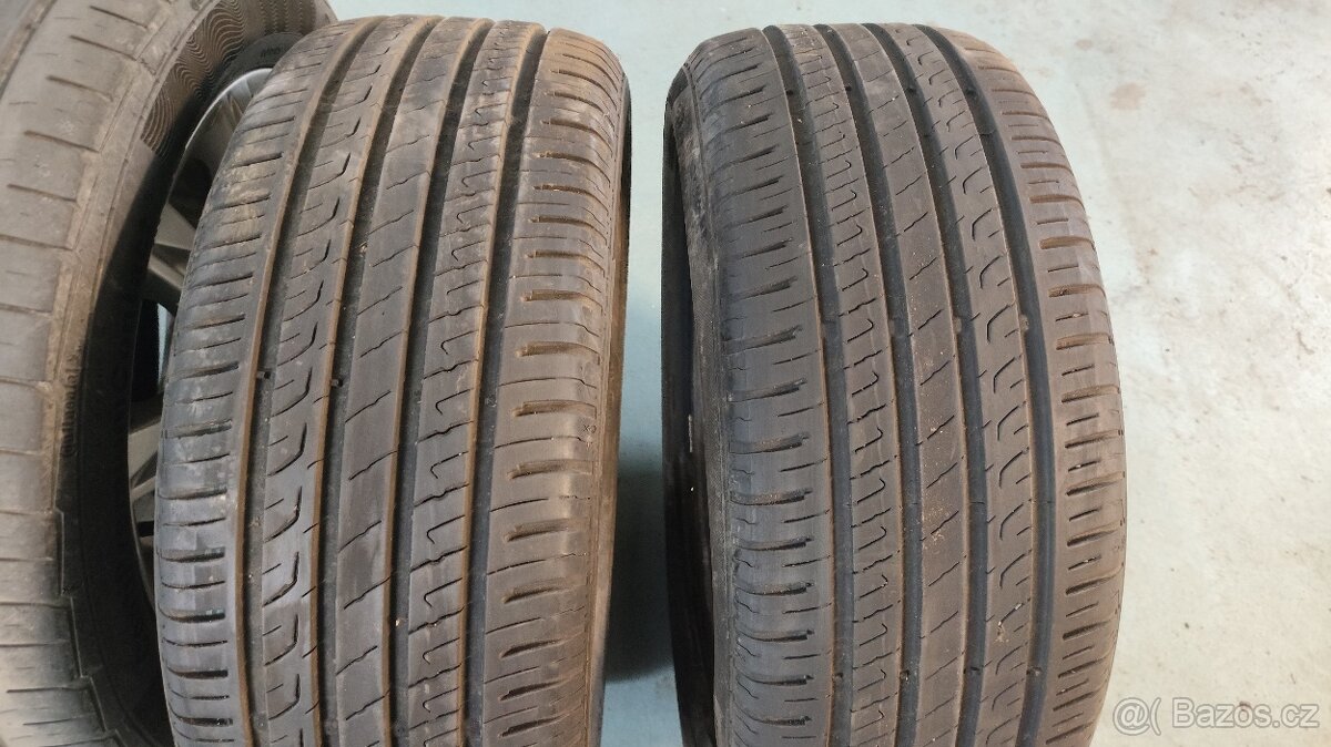 2x pneu Barum 215/55r17