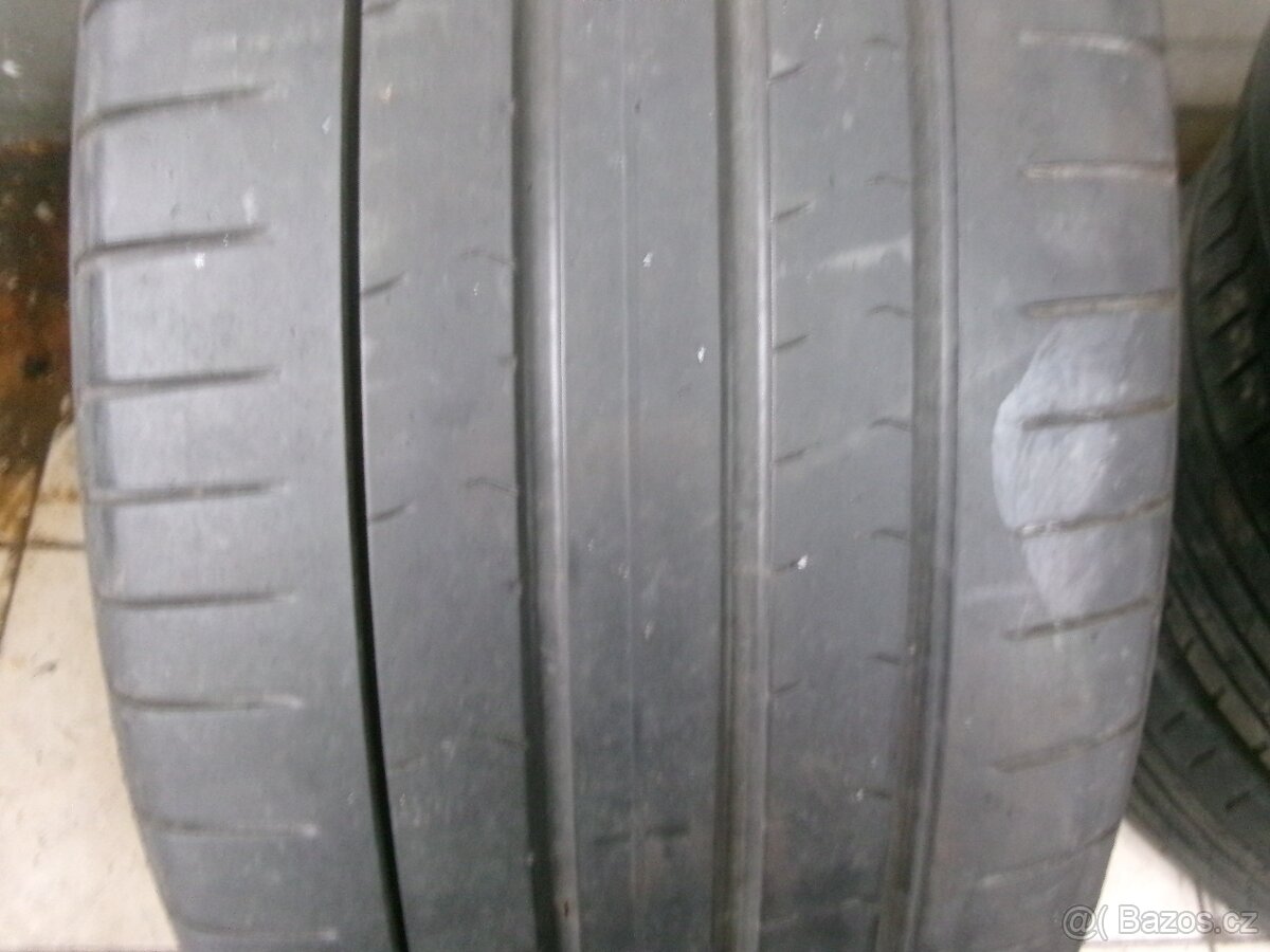 255/35 R19 PIRELLI (4-4,5mm) č.15559