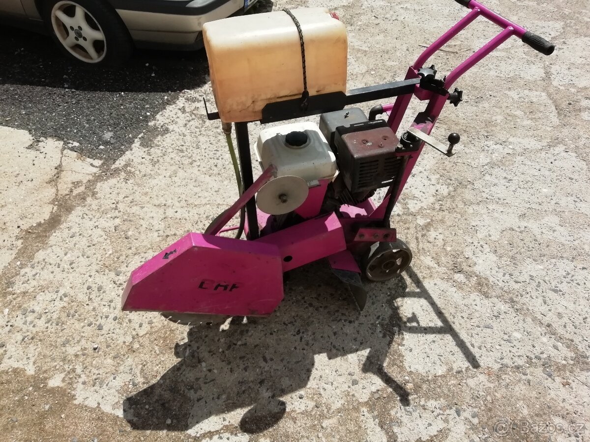 Řezač spár Cedima, Vymyslický, Distar RS-400, motor Honda GX