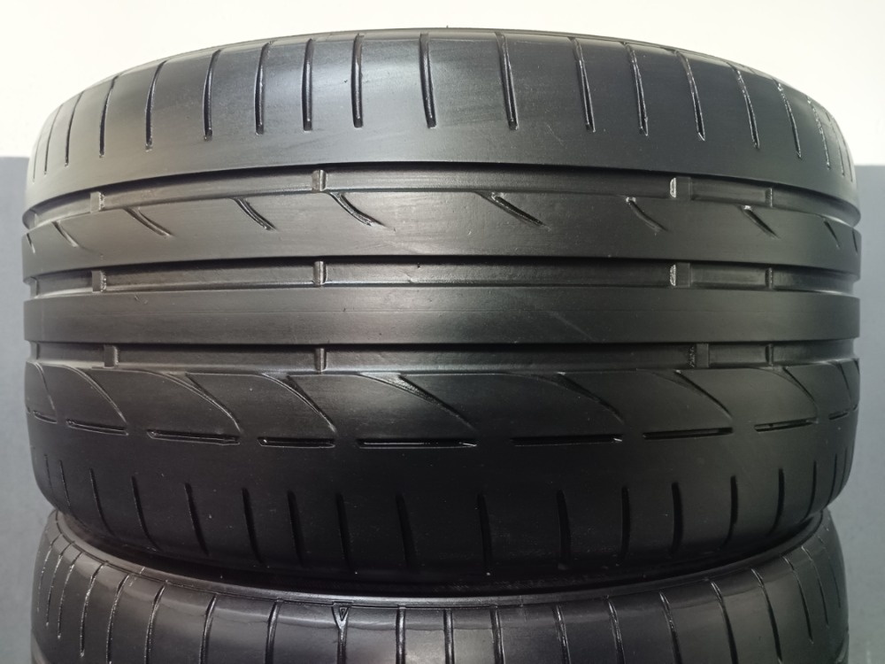 255/35 R19 BRIDGESTONE (0316)