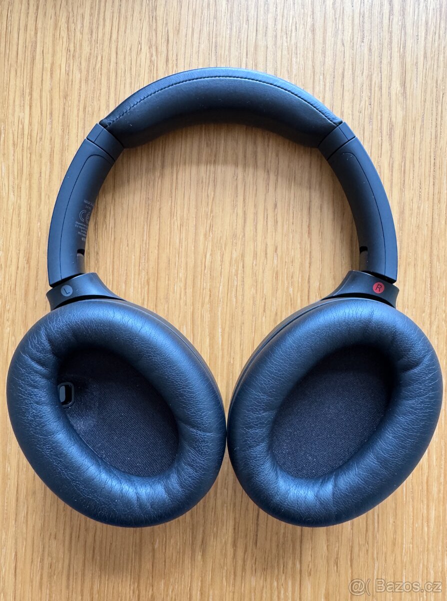 Sluchátka Sony WH-1000XM4