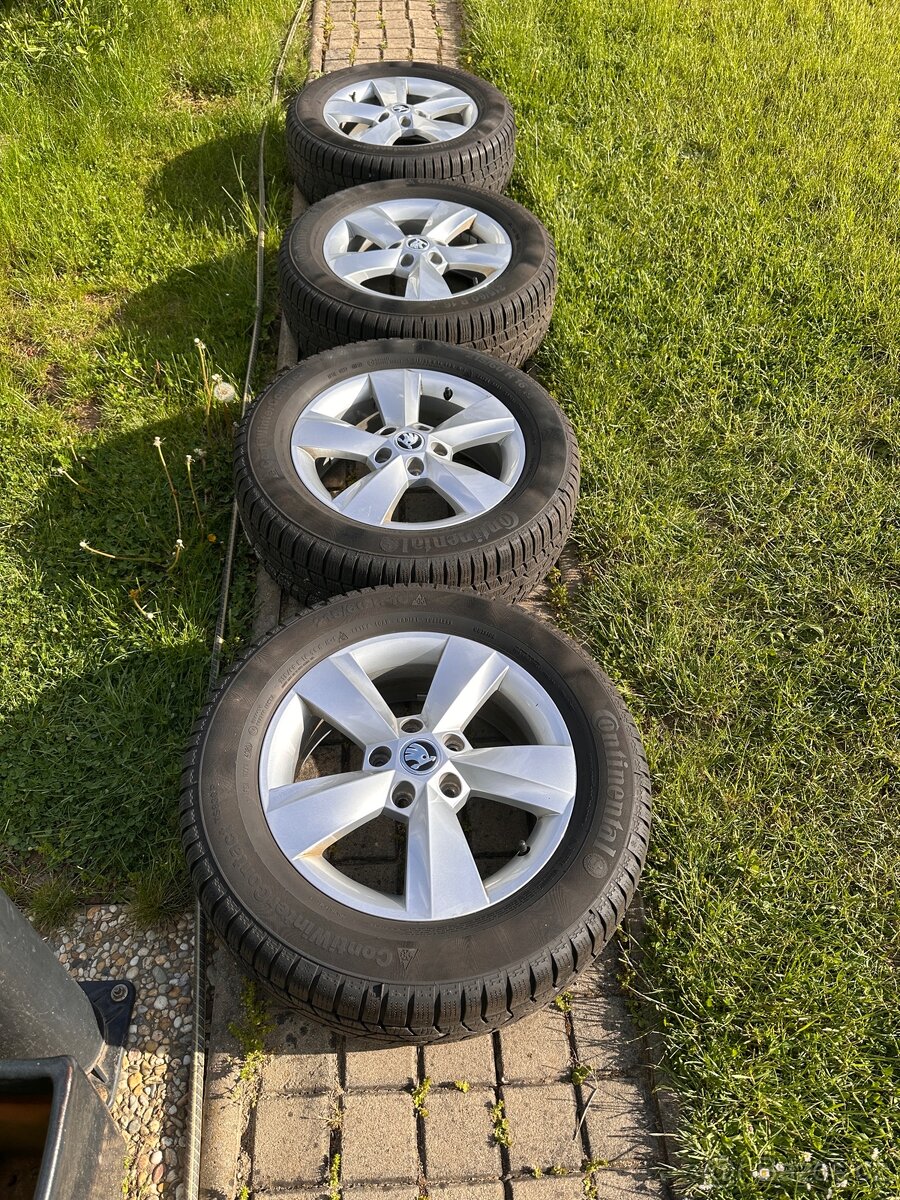 Zimní 215/60/16