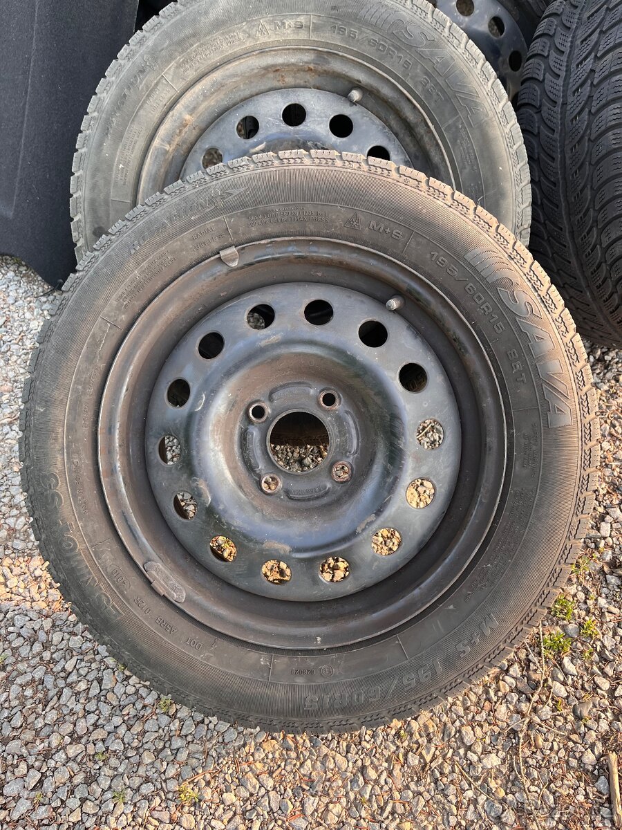 Kola s pneu 195/60R15