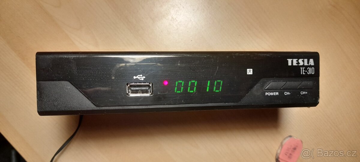 KOUPÍM DÁL OVLÁDÁNÍ NA SETTOBBOX TESLA TE- 310, NEBO PRODÁM
