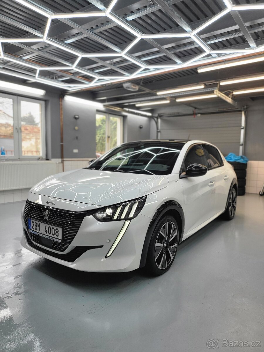 Peugeot 208 1.2 GT LINE 96kw | DPH