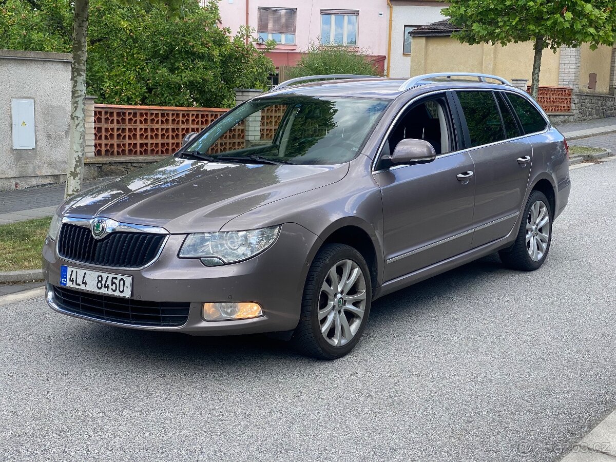Škoda superb