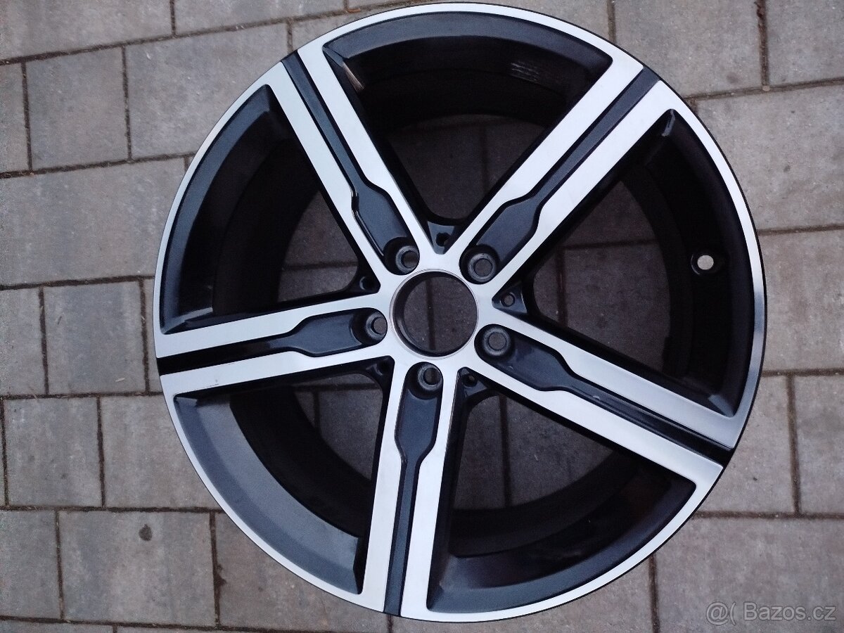 Mercedes Benz originál disk kola A1774013200
